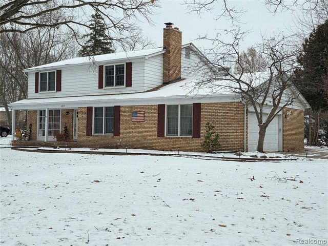 8855 Ferry Road, Grosse Ile, MI 48138