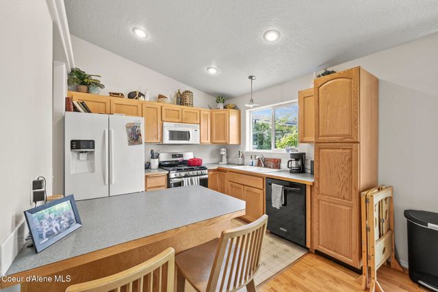 2459 W Warwick CT, Hayden, ID 83835