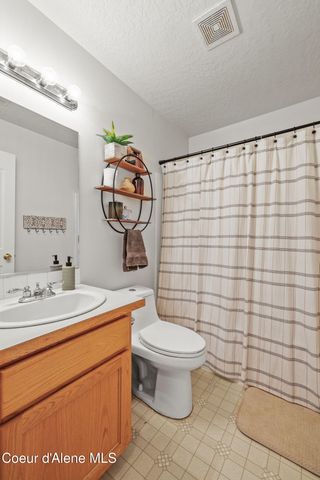 2459 W Warwick CT, Hayden, ID 83835