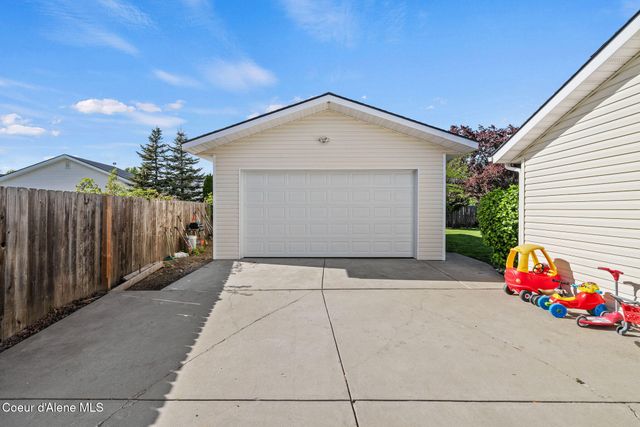 2459 W Warwick CT, Hayden, ID 83835