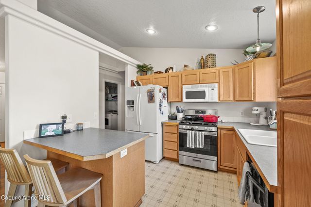 2459 W Warwick CT, Hayden, ID 83835