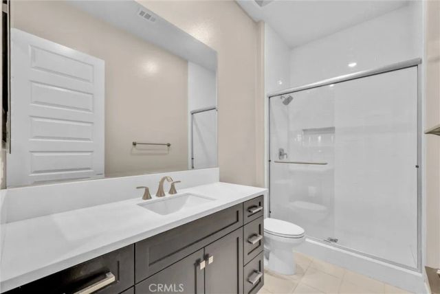 128 Character, Irvine, CA 92618