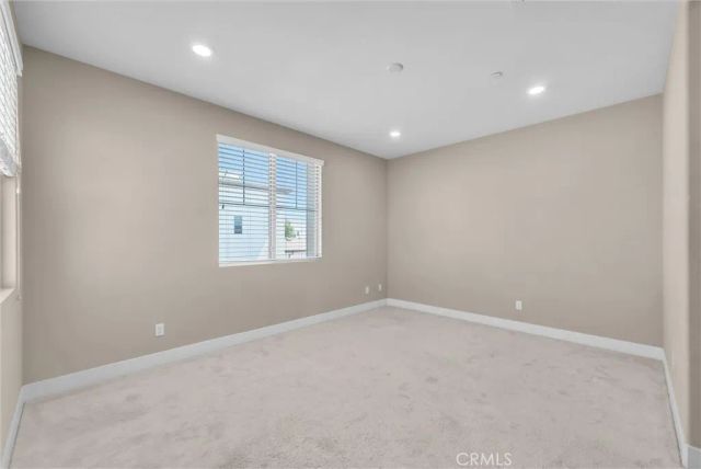 128 Character, Irvine, CA 92618
