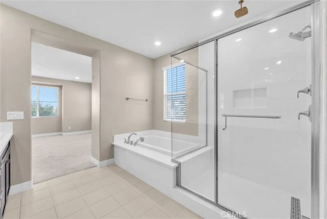 128 Character, Irvine, CA 92618