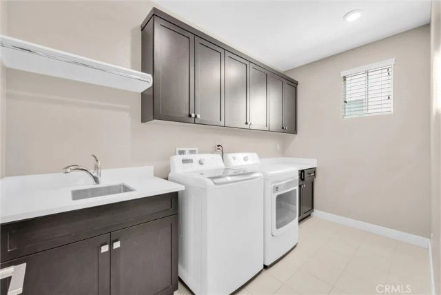 128 Character, Irvine, CA 92618