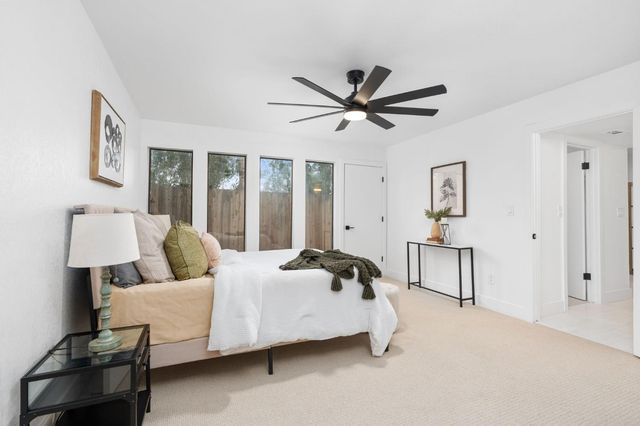 11208 N Fowler Avenue, Clovis, CA 93619