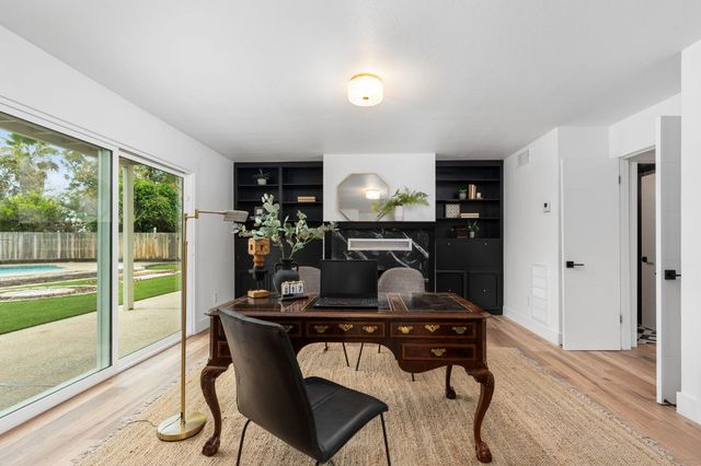 11208 N Fowler Avenue, Clovis, CA 93619