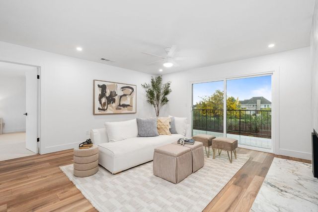 11208 N Fowler Avenue, Clovis, CA 93619