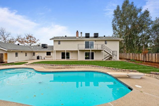 11208 N Fowler Avenue, Clovis, CA 93619