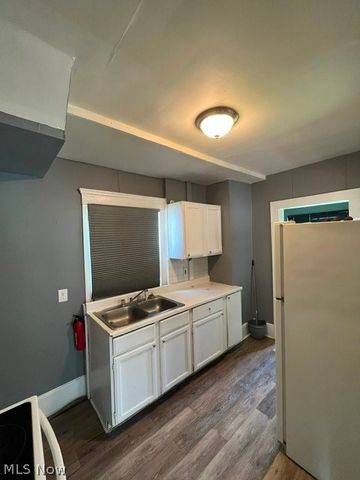 435 Windsor Street, Akron, OH 44306