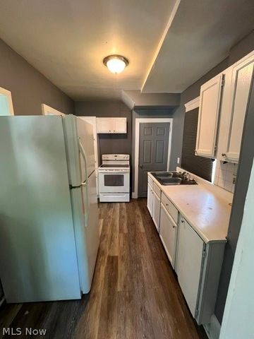 435 Windsor Street, Akron, OH 44306