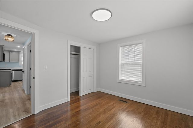 95 Harmony Court, Warwick, RI 02889