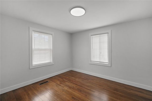 95 Harmony Court, Warwick, RI 02889