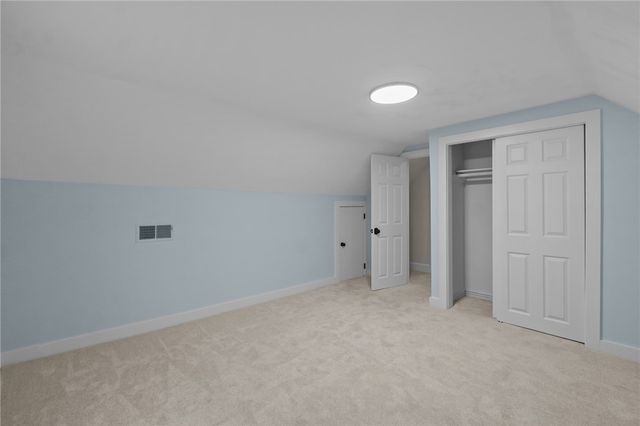 95 Harmony Court, Warwick, RI 02889