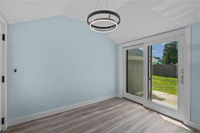 95 Harmony Court, Warwick, RI 02889