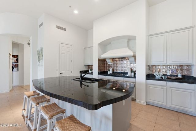 8917 E MOUNTAIN SPRING Road, Scottsdale, AZ 85255