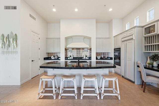 8917 E MOUNTAIN SPRING Road, Scottsdale, AZ 85255