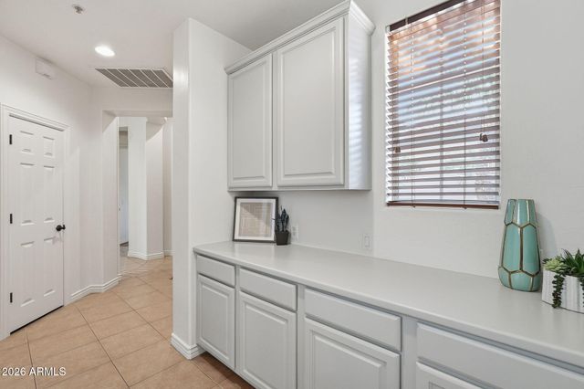8917 E MOUNTAIN SPRING Road, Scottsdale, AZ 85255