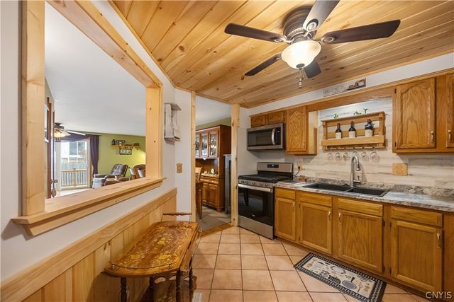 8102 Cicero Mills Road, Cicero, NY 13039