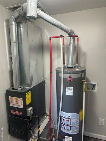 187 NE Nebraska Avenue, Pontiac, MI 48341