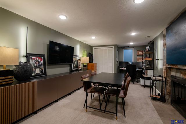 2904 Georgian Court, Lincoln, NE 68502