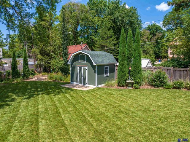 2904 Georgian Court, Lincoln, NE 68502