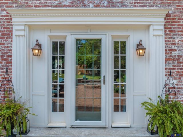 2904 Georgian Court, Lincoln, NE 68502