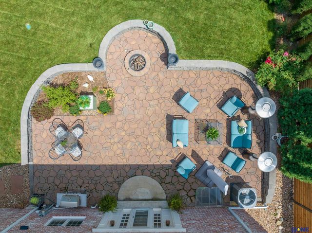 2904 Georgian Court, Lincoln, NE 68502