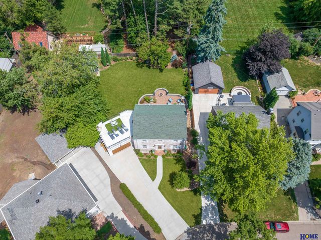 2904 Georgian Court, Lincoln, NE 68502