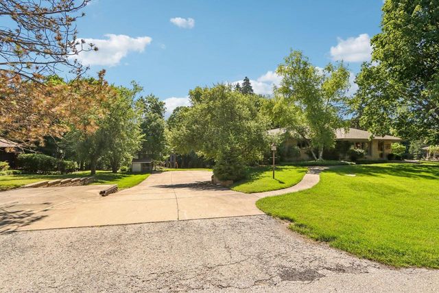 780 Michael DRIVE, Brookfield, WI 53045