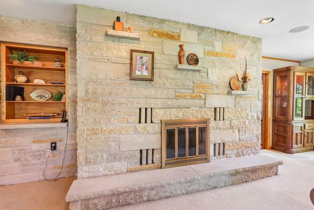 780 Michael DRIVE, Brookfield, WI 53045