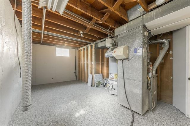 9109 E 89th Street, Kansas City, MO 64138