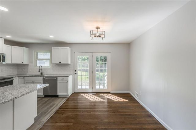 9109 E 89th Street, Kansas City, MO 64138