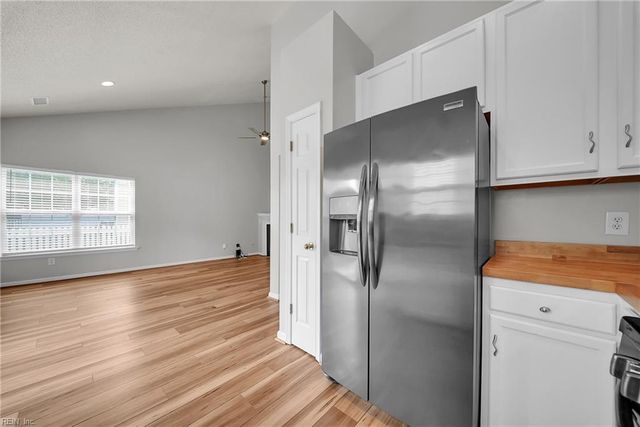 408 Holmes Blvd BLVD, Yorktown, VA 23692