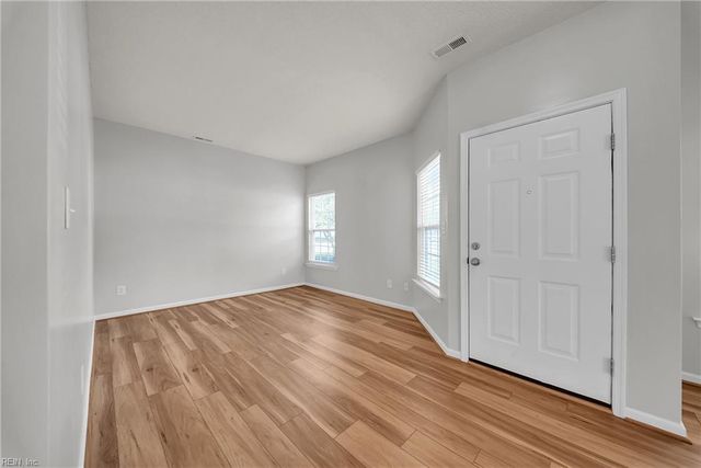 408 Holmes Blvd BLVD, Yorktown, VA 23692