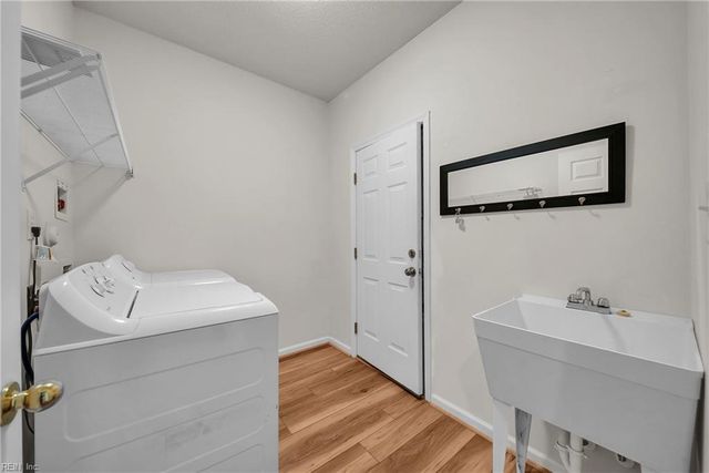 408 Holmes Blvd BLVD, Yorktown, VA 23692