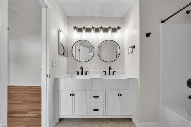 408 Holmes Blvd BLVD, Yorktown, VA 23692
