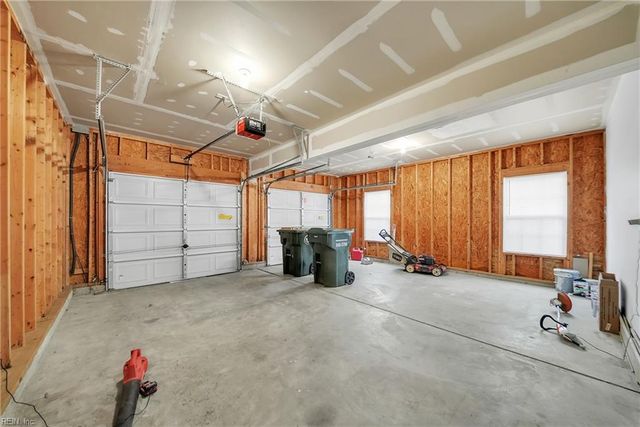 408 Holmes Blvd BLVD, Yorktown, VA 23692