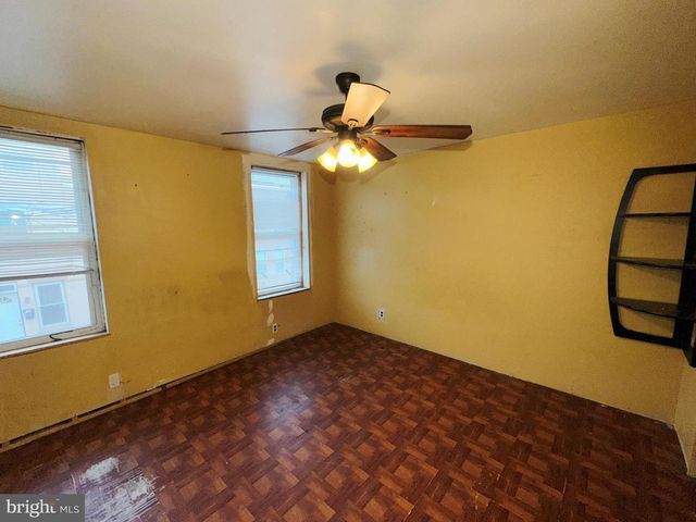 2019 MANTON ST, Philadelphia, PA 19146