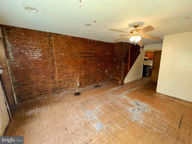 2019 MANTON ST, Philadelphia, PA 19146