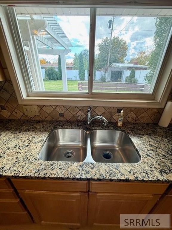 Image 15 of property listing at 1573 Beverly Road, Idaho Falls, ID 83402