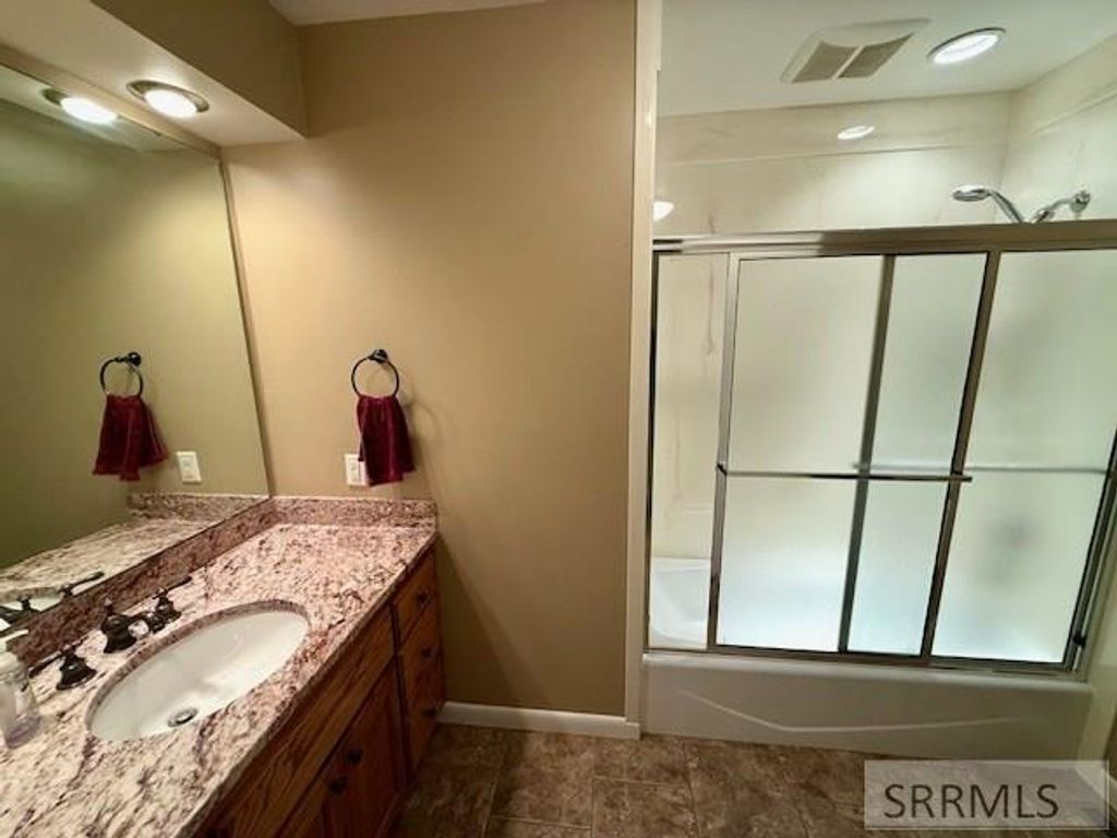 Image 28 of property listing at 1573 Beverly Road, Idaho Falls, ID 83402