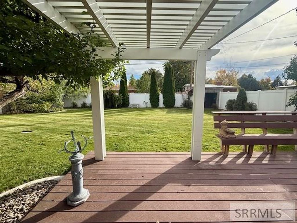 Image 46 of property listing at 1573 Beverly Road, Idaho Falls, ID 83402