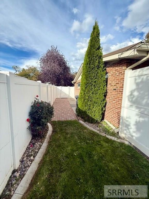 Image 48 of property listing at 1573 Beverly Road, Idaho Falls, ID 83402