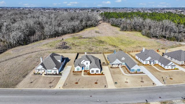 8307 Young Crossing ., Montgomery, AL 36116