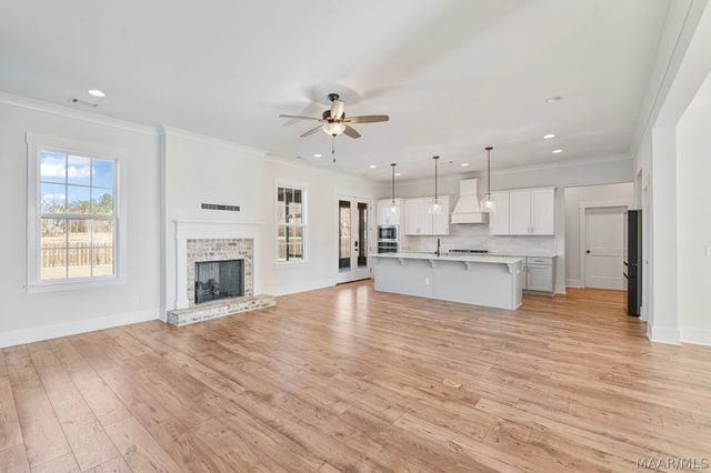 8307 Young Crossing ., Montgomery, AL 36116