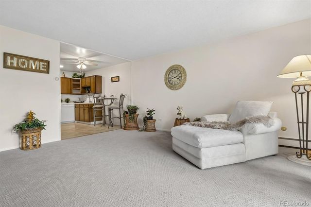 675 S Alton Way 12B, Denver, CO 80247