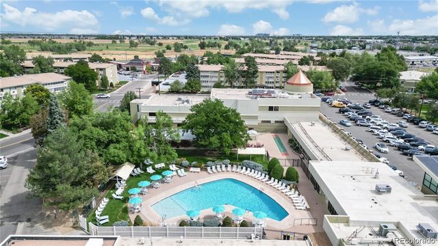 675 S Alton Way 12B, Denver, CO 80247