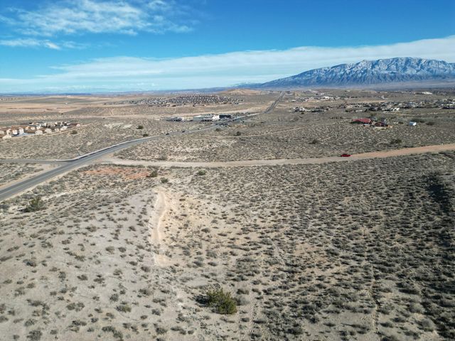 909 Acano Circle NE, Rio Rancho, NM 87124
