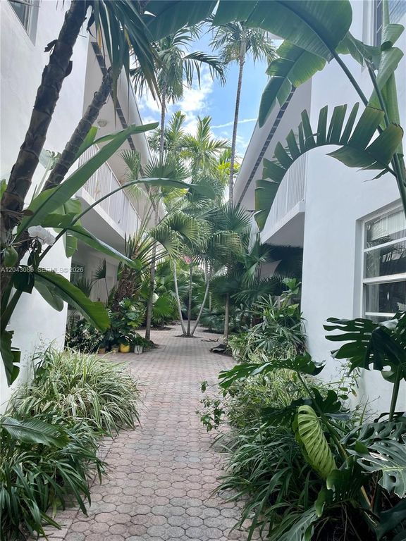 901 Meridian Avenue 104, Miami Beach, FL 33139